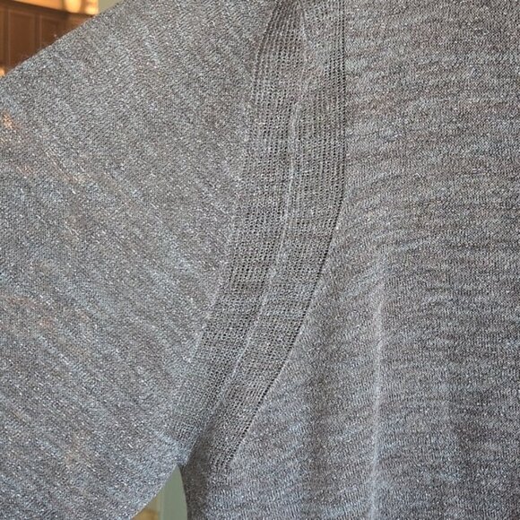 J CREW Relaxed V-neck Metallic Glitter Sweater Top Beige Taupe Gold Holiday Sz L - Picture 4 of 12